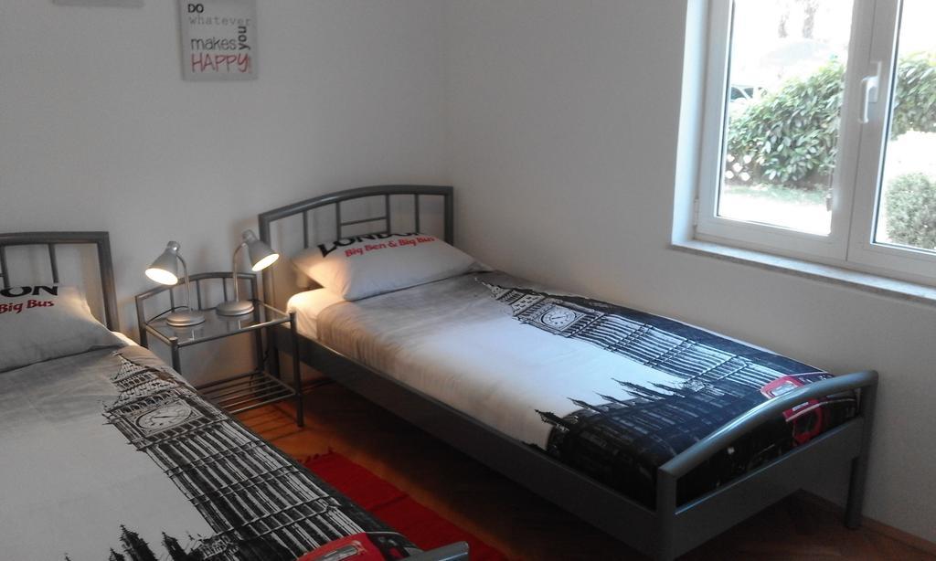 Apartment Laura Πόρετς Εξωτερικό φωτογραφία
